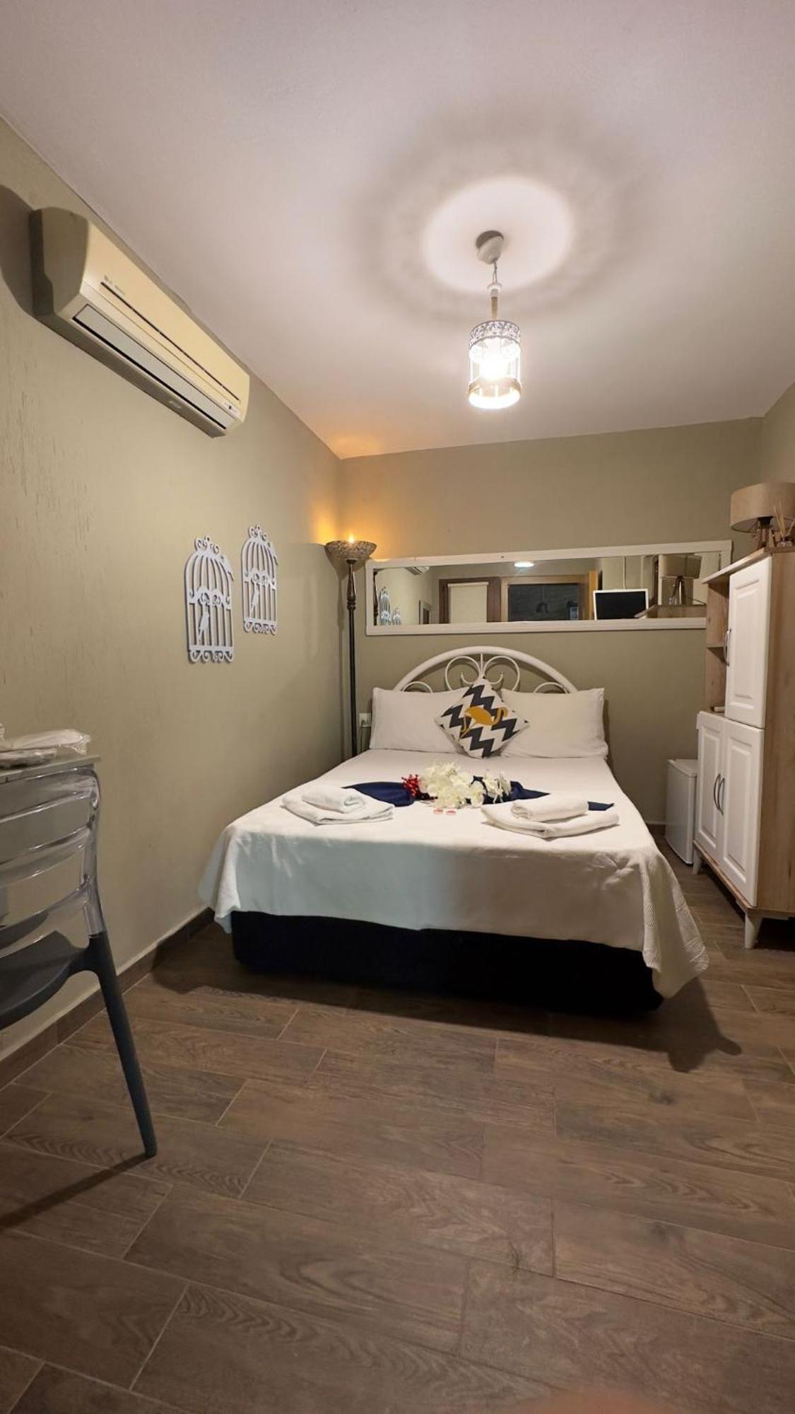 Balim Sultany Bed and Breakfast Çeşme Exteriör bild